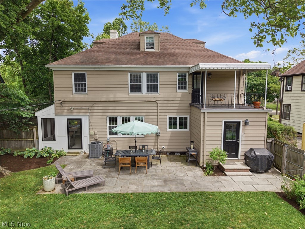 15712 Chadbourne Road Shaker Heights OH 44120