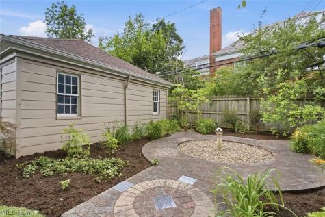 15712 Chadbourne Road Shaker Heights OH 44120