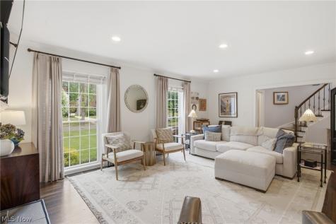 15712 Chadbourne Road Shaker Heights OH 44120