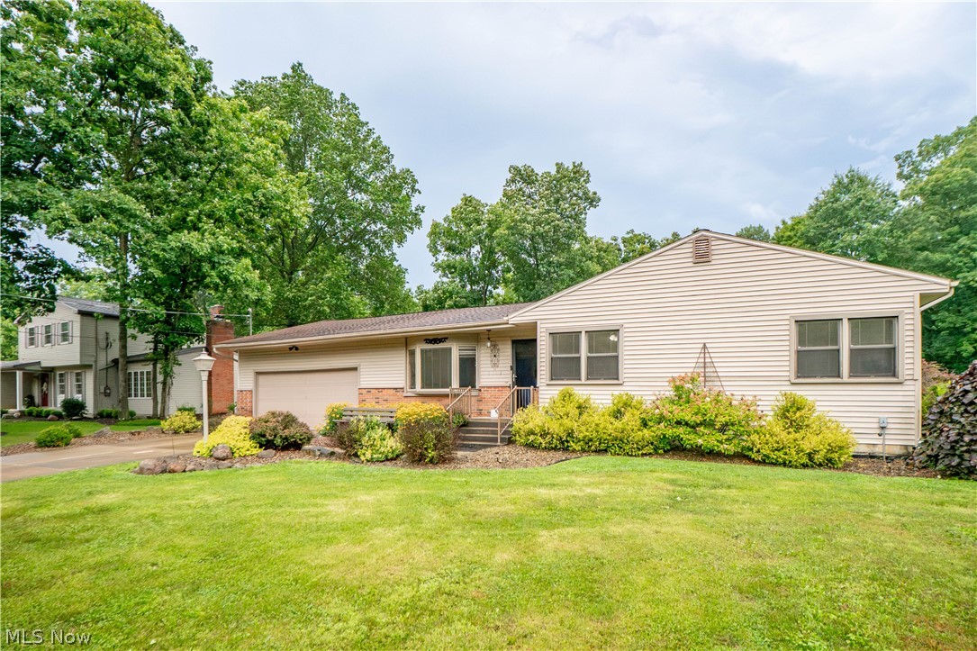 6149 Elk Road Canfield OH 44406