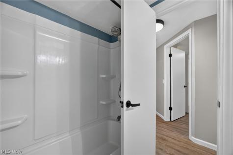 5599 Grove Avenue Mentor OH 44060