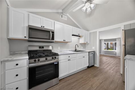 5599 Grove Avenue Mentor OH 44060