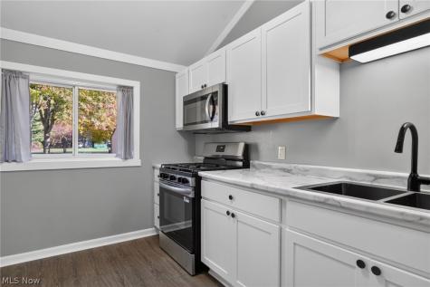5599 Grove Avenue Mentor OH 44060