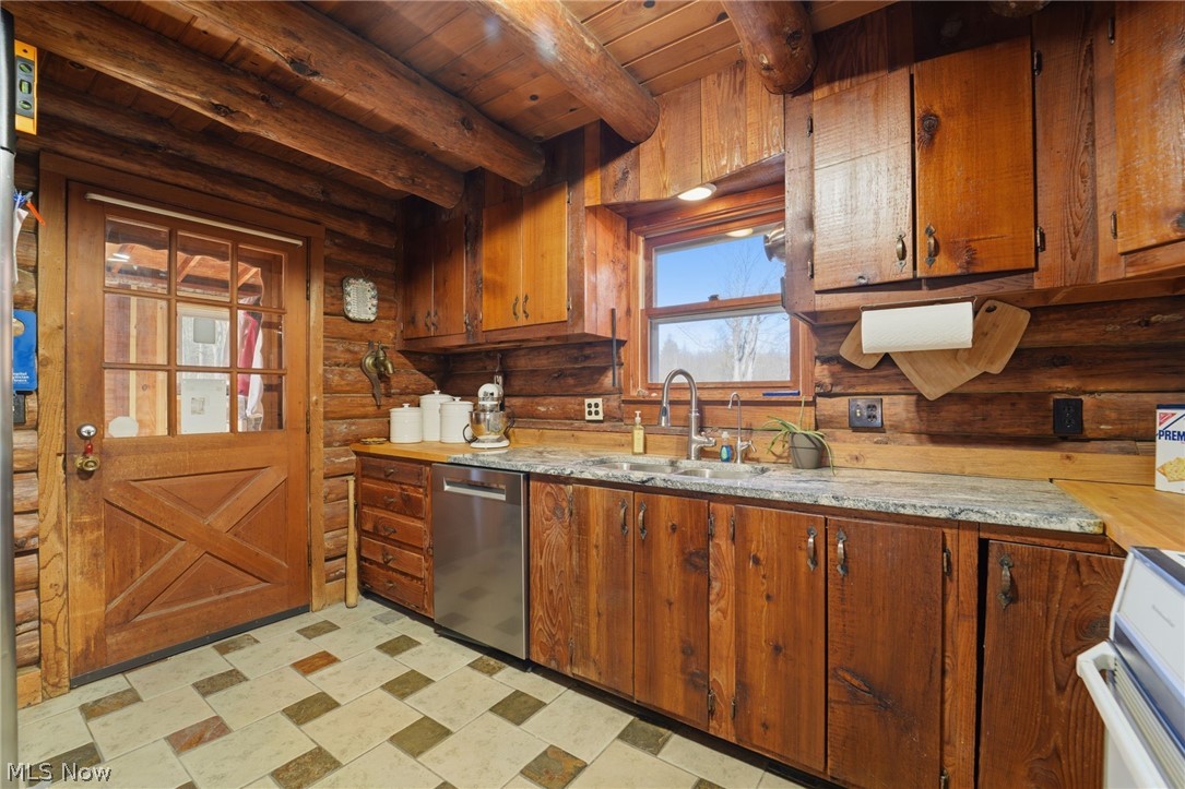 4523 Mechanicsville Road Rome OH 44085
