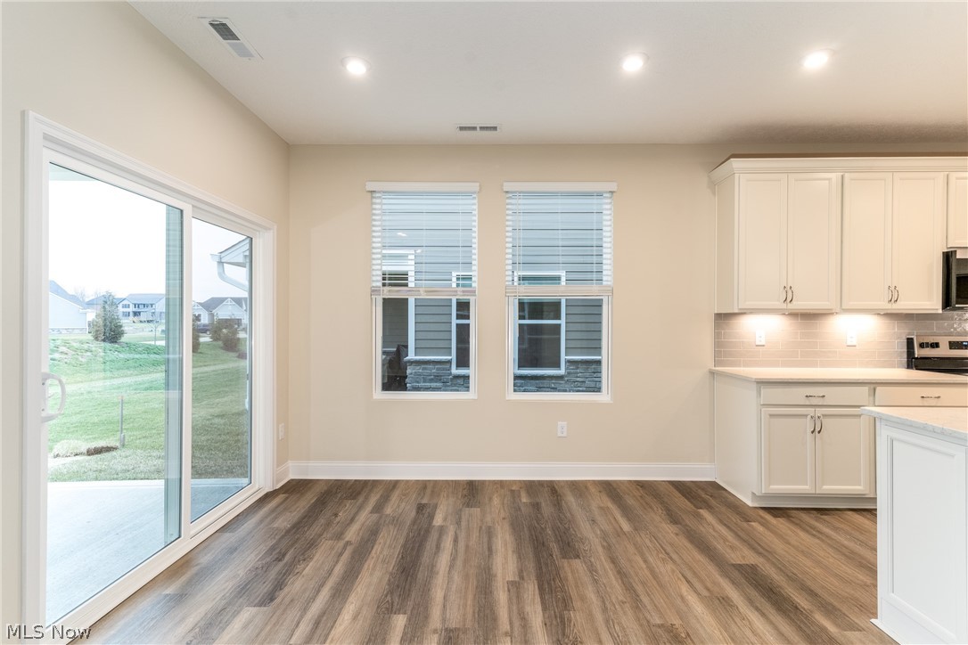 29117 Lancaster Lane North Olmsted OH 44070