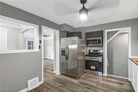 5531 W 48th Street Parma OH 44134