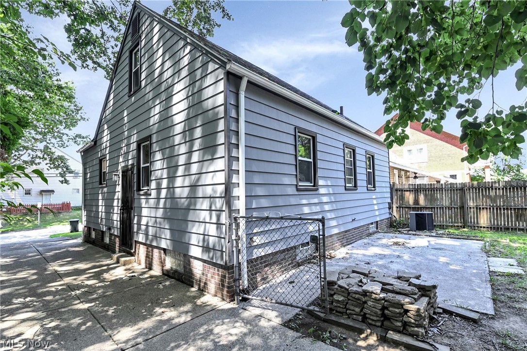 5531 W 48th Street Parma OH 44134