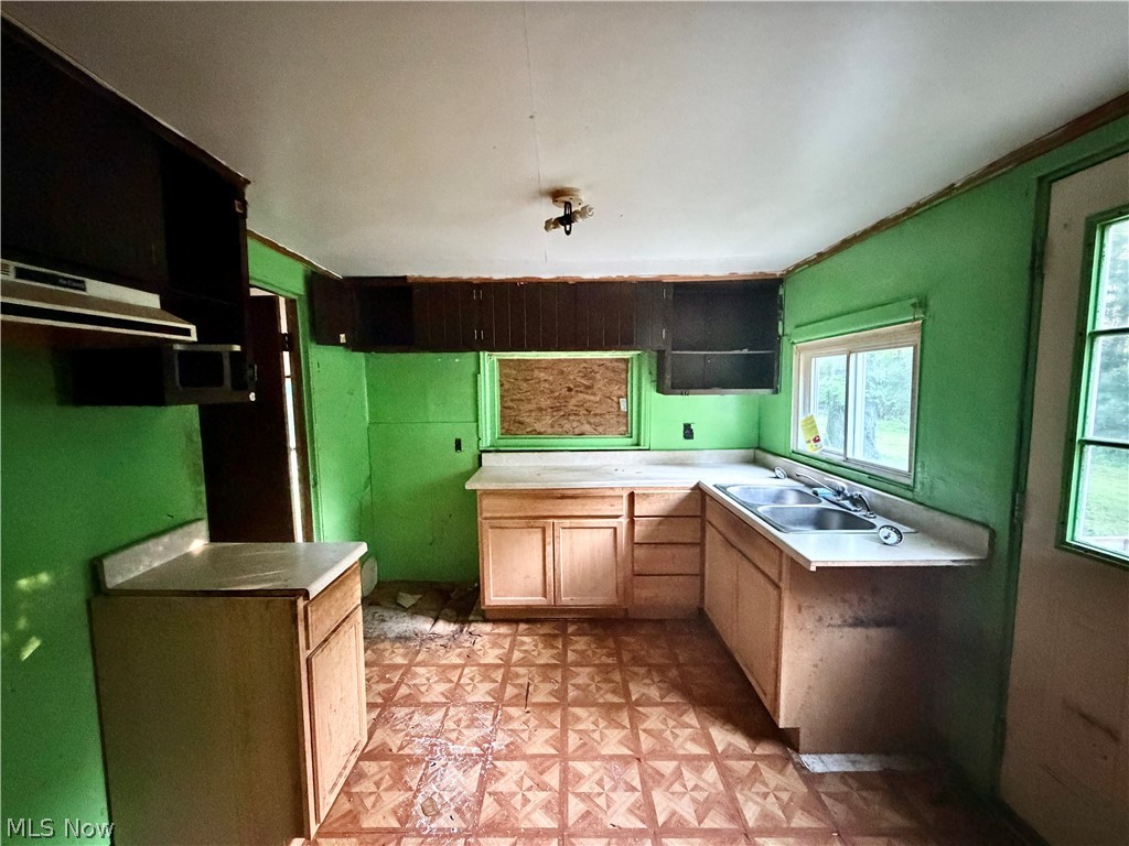 3275 Crestview Avenue Warren OH 44483