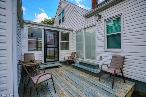 492 E Woodsdale Avenue Akron OH 44301