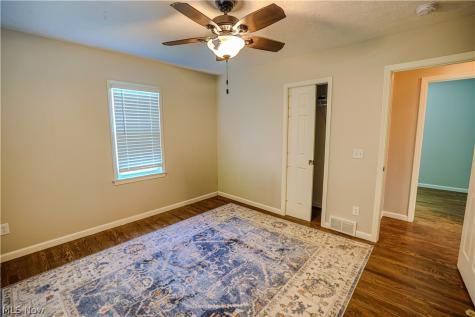 492 E Woodsdale Avenue Akron OH 44301