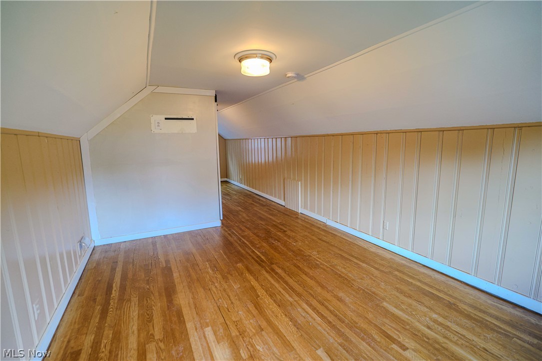 492 E Woodsdale Avenue Akron OH 44301