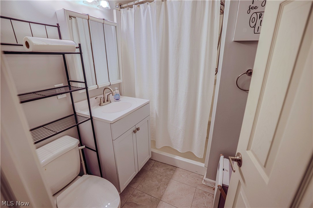 492 E Woodsdale Avenue Akron OH 44301