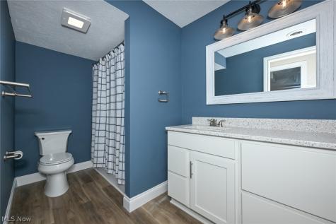 174 Cheyenne Trail Malvern OH 44644