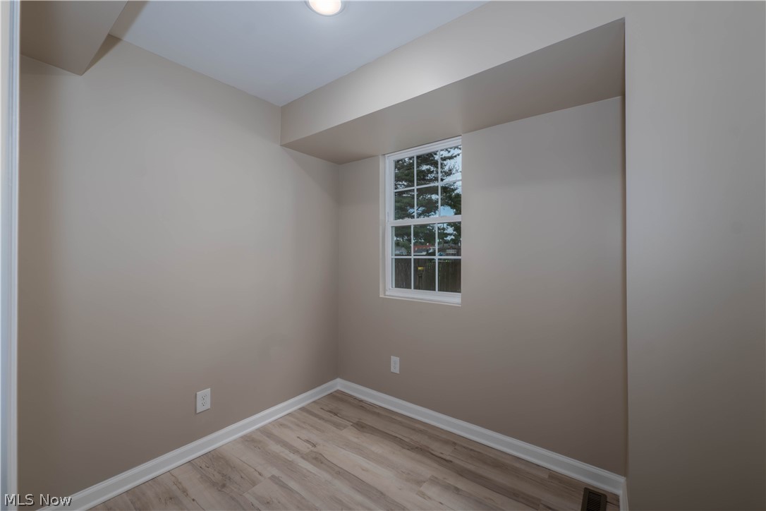 223 High Street SE Canal Fulton OH 44614