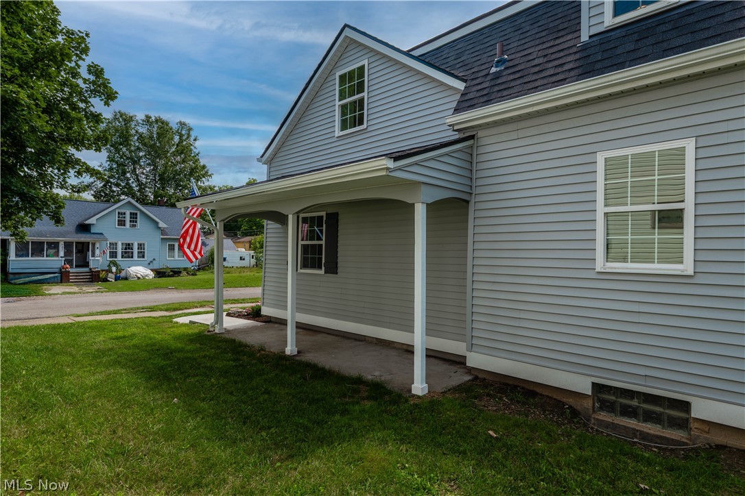 223 High Street SE Canal Fulton OH 44614