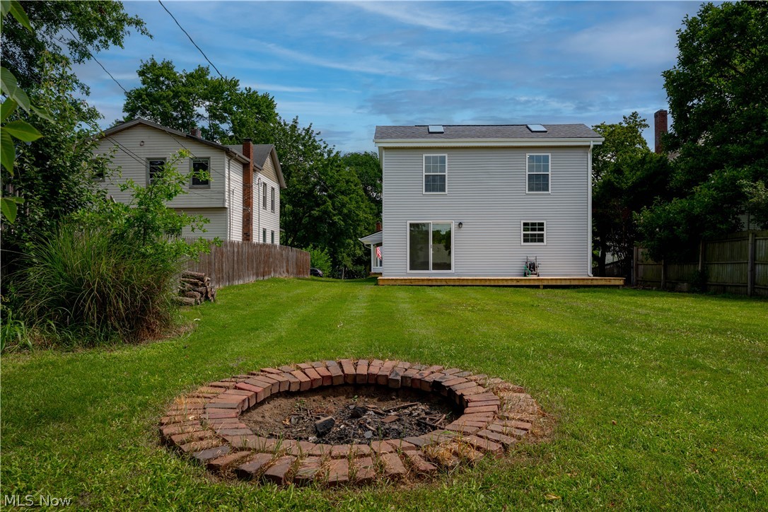 223 High Street SE Canal Fulton OH 44614