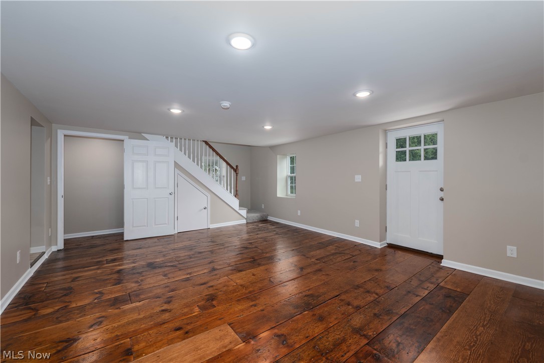 223 High Street SE Canal Fulton OH 44614