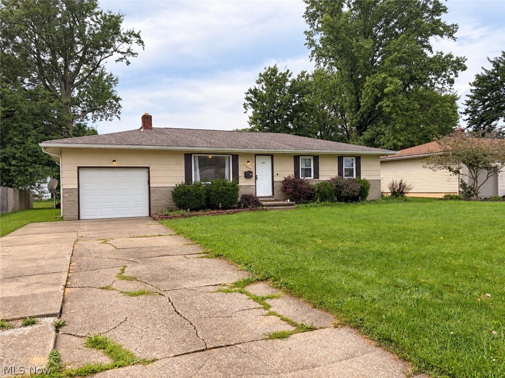 2064 Innwood Drive Austintown OH 44515