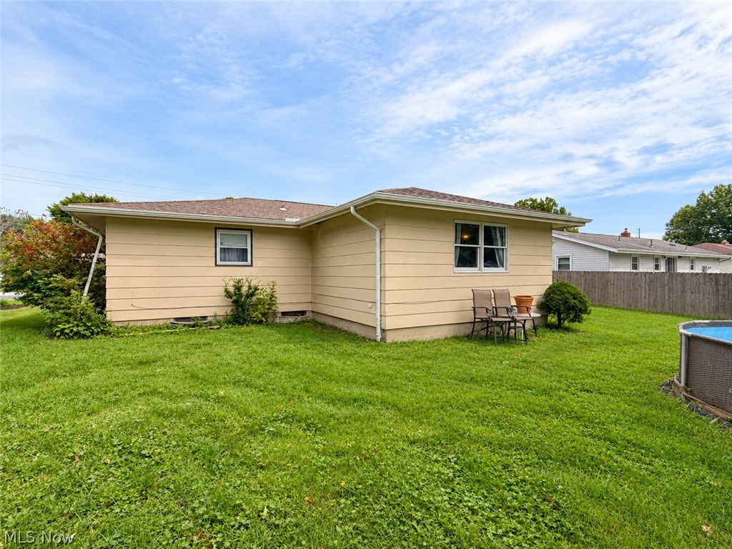 2064 Innwood Drive Austintown OH 44515