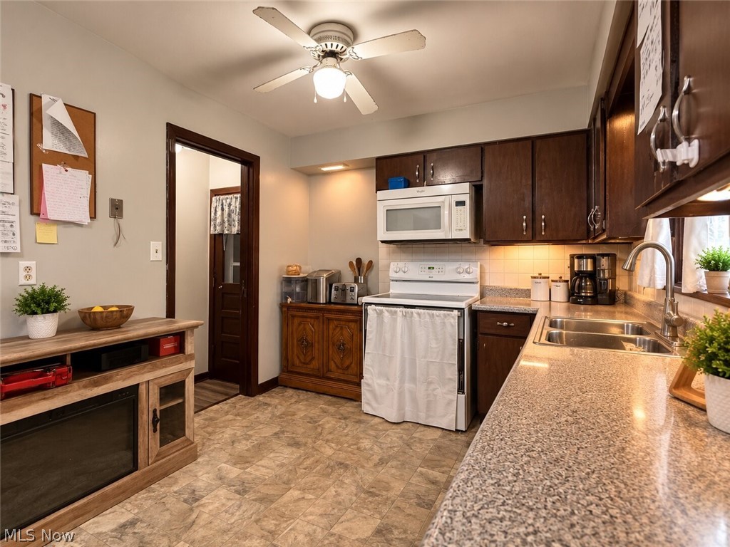 2064 Innwood Drive Austintown OH 44515