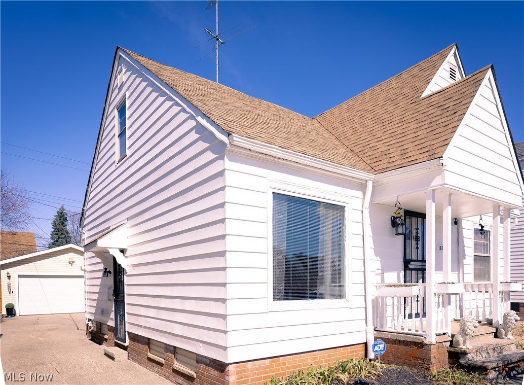 18217 Edinboro Avenue Maple Heights OH 44137