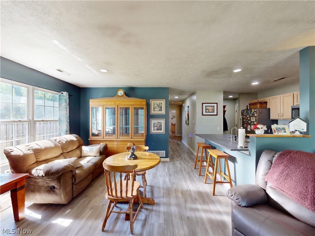 9552 Cloverleaf Road Windham OH 44288