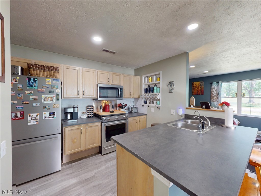 9552 Cloverleaf Road Windham OH 44288