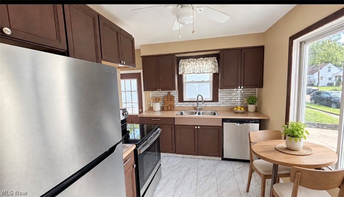 1193 Greenwood Avenue Akron OH 44320
