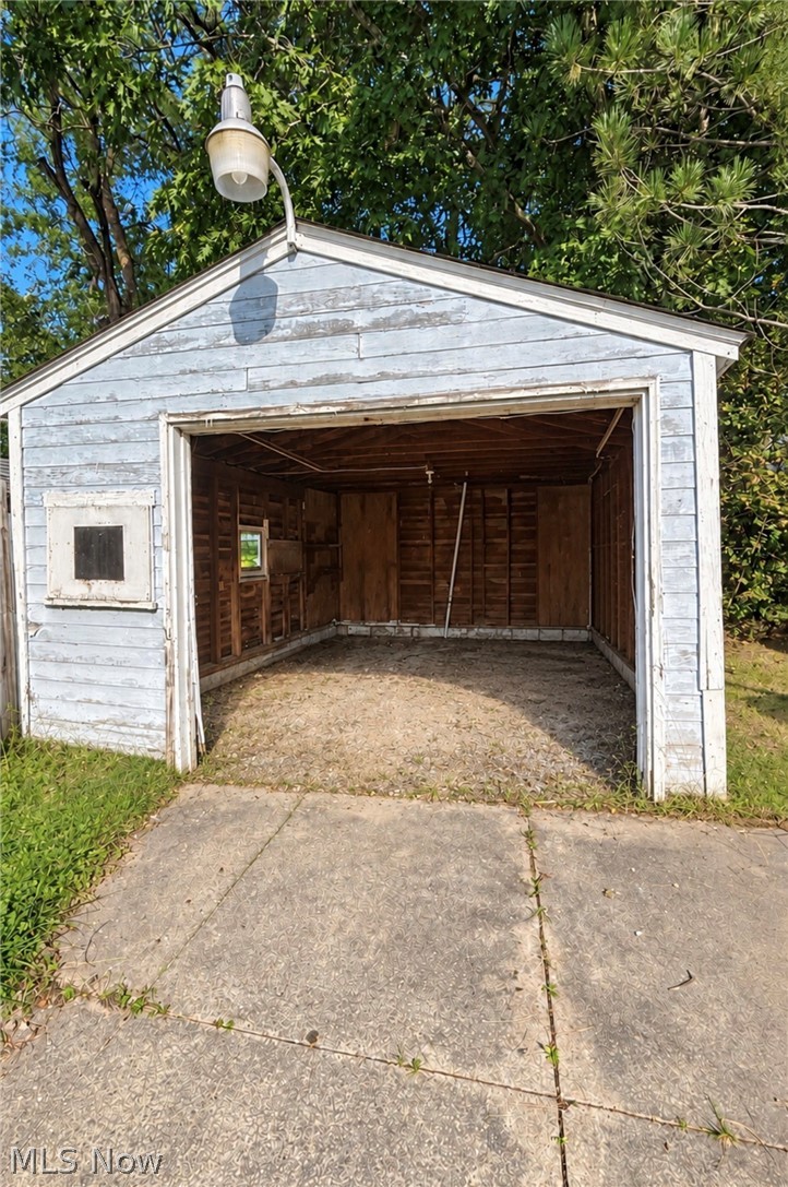 1193 Greenwood Avenue Akron OH 44320