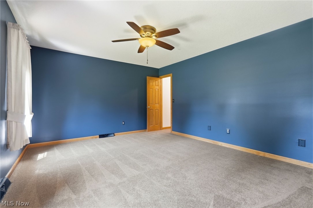 558 Thornberry Trail North Lima OH 44452