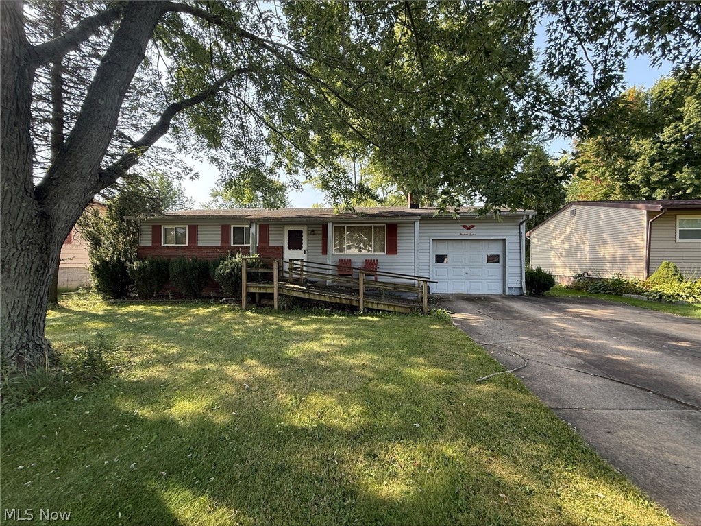 1312 Deforest Road SE Warren OH 44484