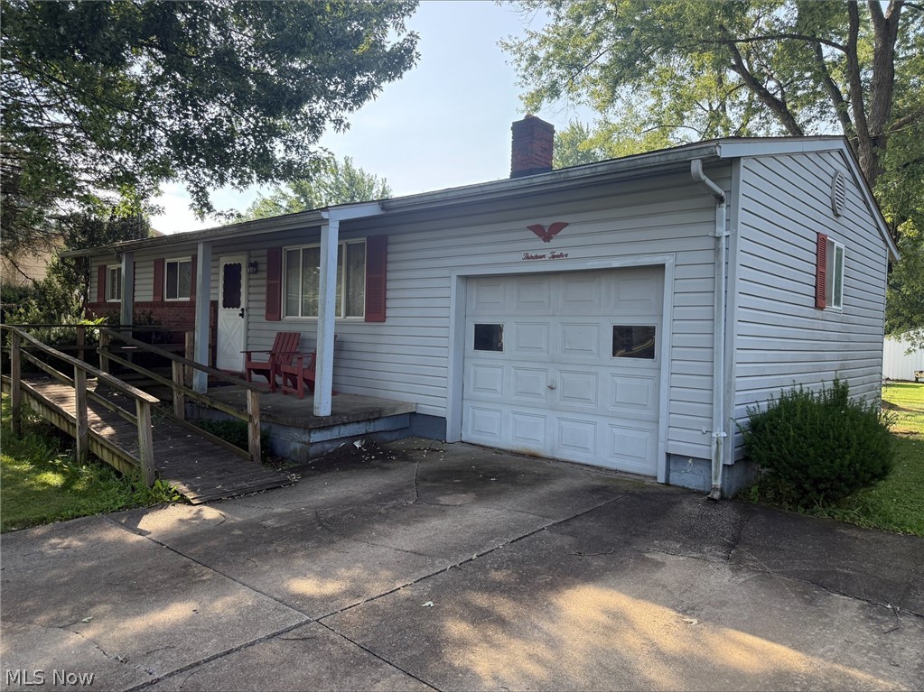 1312 Deforest Road SE Warren OH 44484