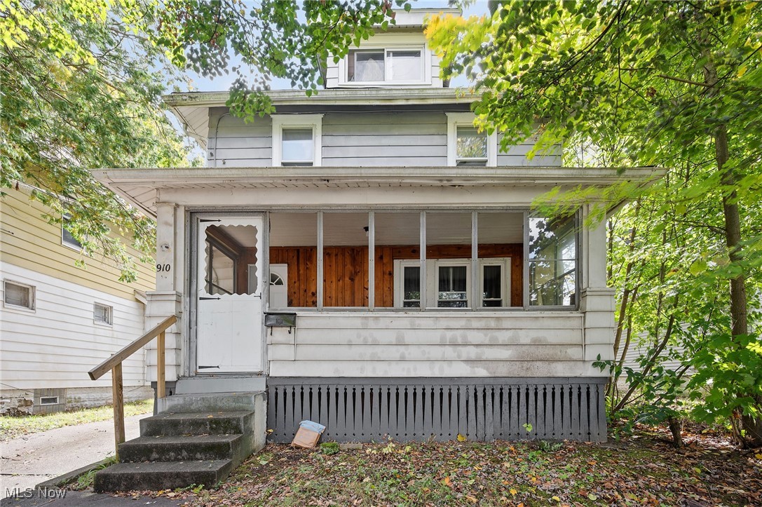 910 Bye Street Akron OH 44320