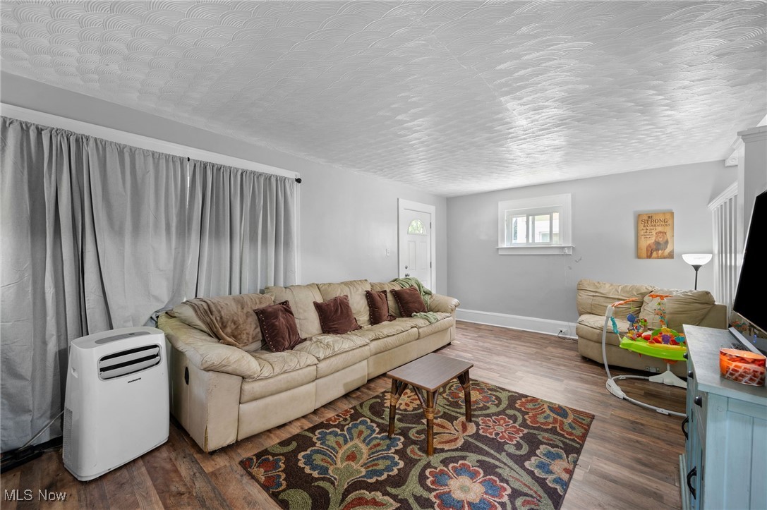 910 Bye Street Akron OH 44320