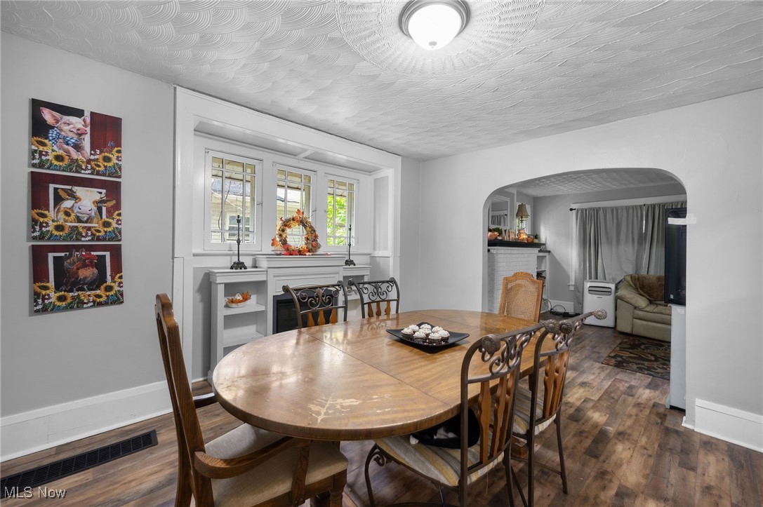 910 Bye Street Akron OH 44320