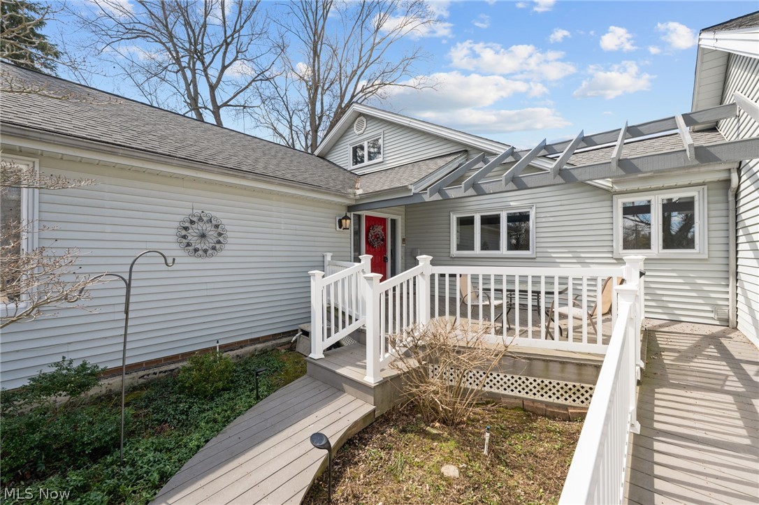 6656 Woodhawk Drive Mayfield Heights OH 44124