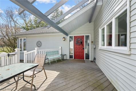 6656 Woodhawk Drive Mayfield Heights OH 44124