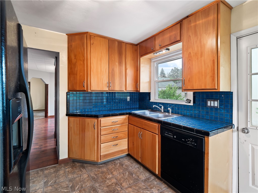 4088 W 224th Street Fairview Park OH 44126