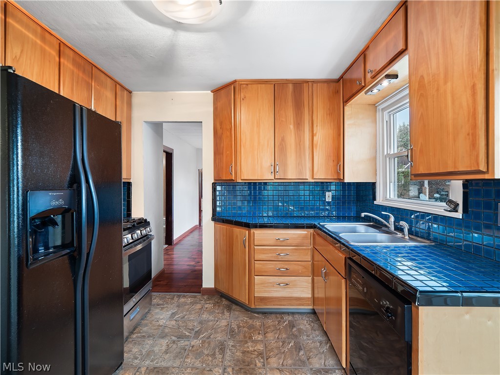 4088 W 224th Street Fairview Park OH 44126