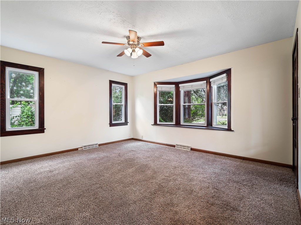4088 W 224th Street Fairview Park OH 44126