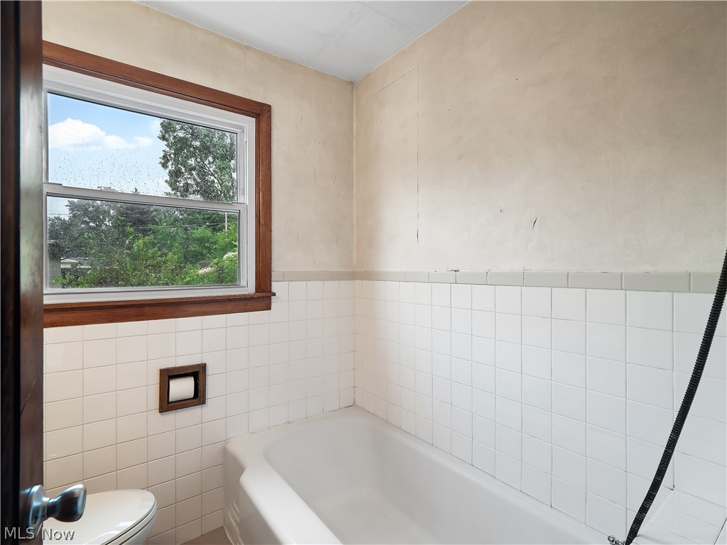 4088 W 224th Street Fairview Park OH 44126