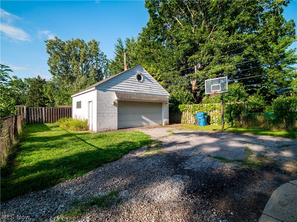 4088 W 224th Street Fairview Park OH 44126