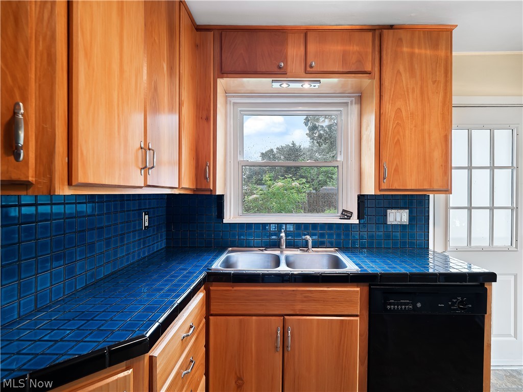 4088 W 224th Street Fairview Park OH 44126