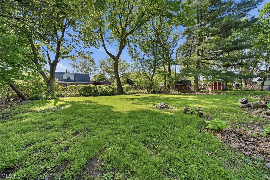 2031 Verde Avenue Akron OH 44314