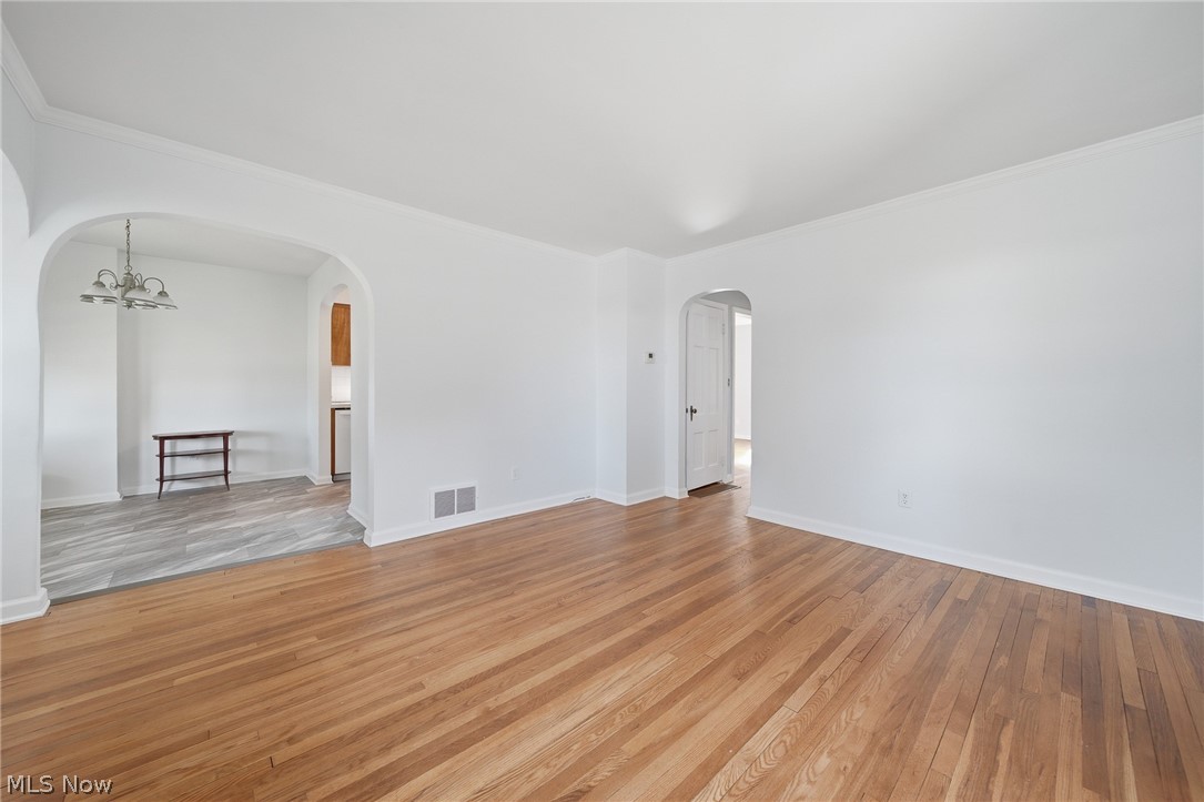 2031 Verde Avenue Akron OH 44314