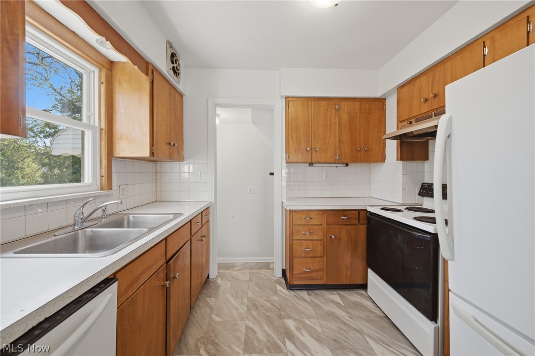 2031 Verde Avenue Akron OH 44314