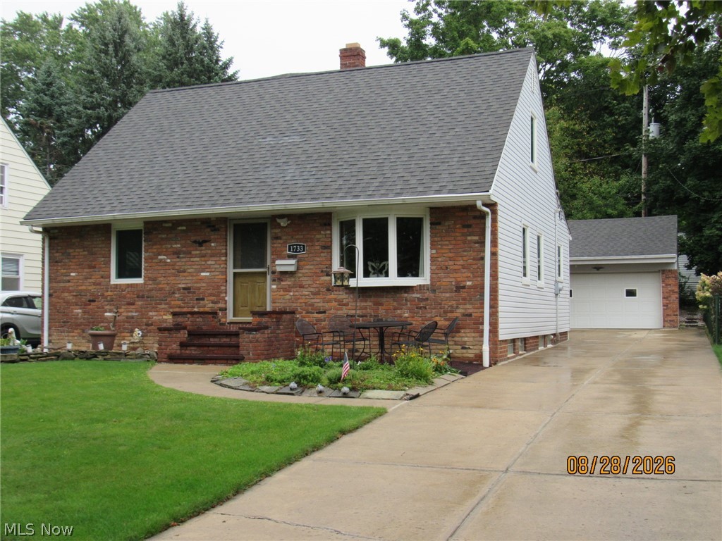1733 E 238th Street Euclid OH 44117