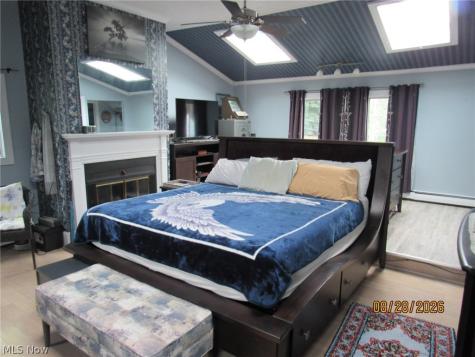 1733 E 238th Street Euclid OH 44117