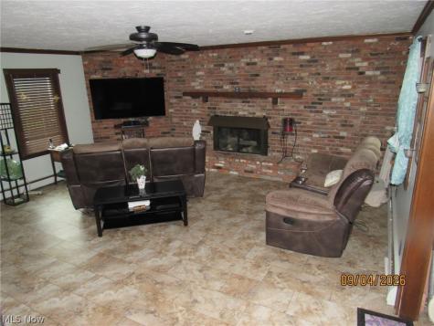 1733 E 238th Street Euclid OH 44117
