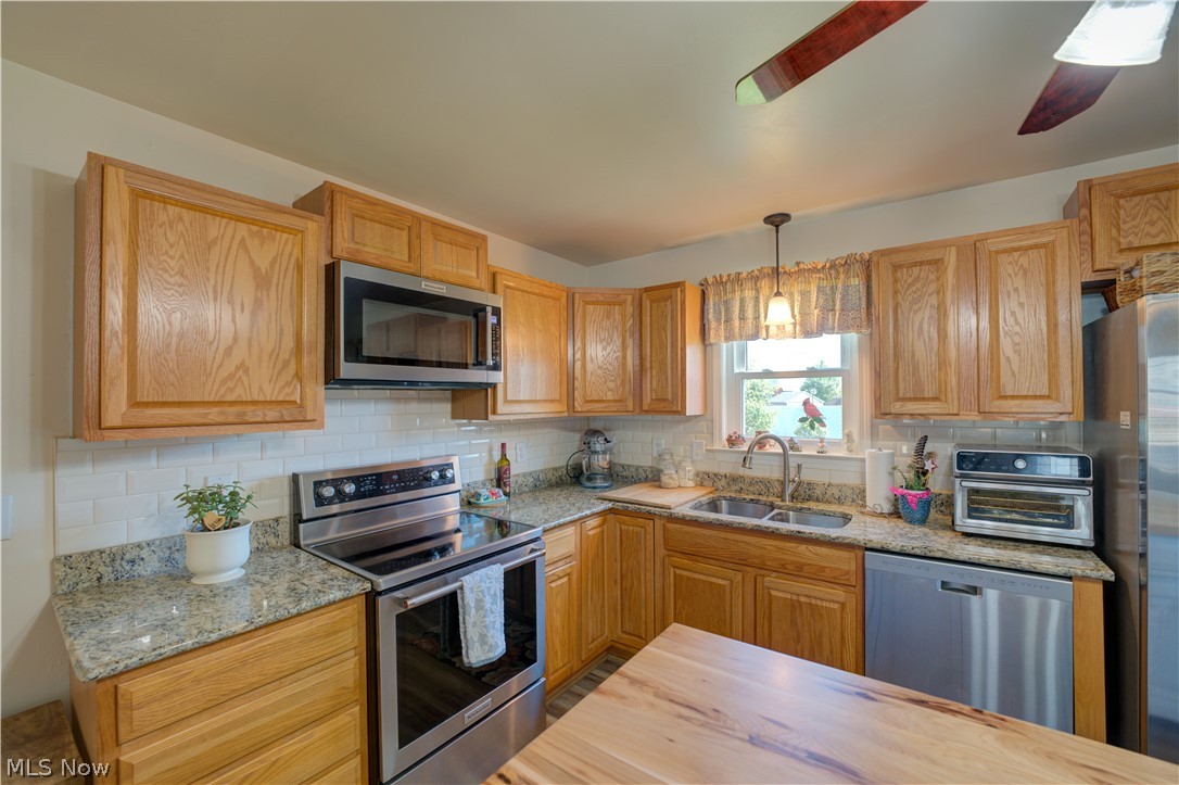 6008 Conneaut Light Drive Vermilion OH 44089